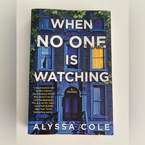 📚 When No One is Watching Book by Alyssa Cole